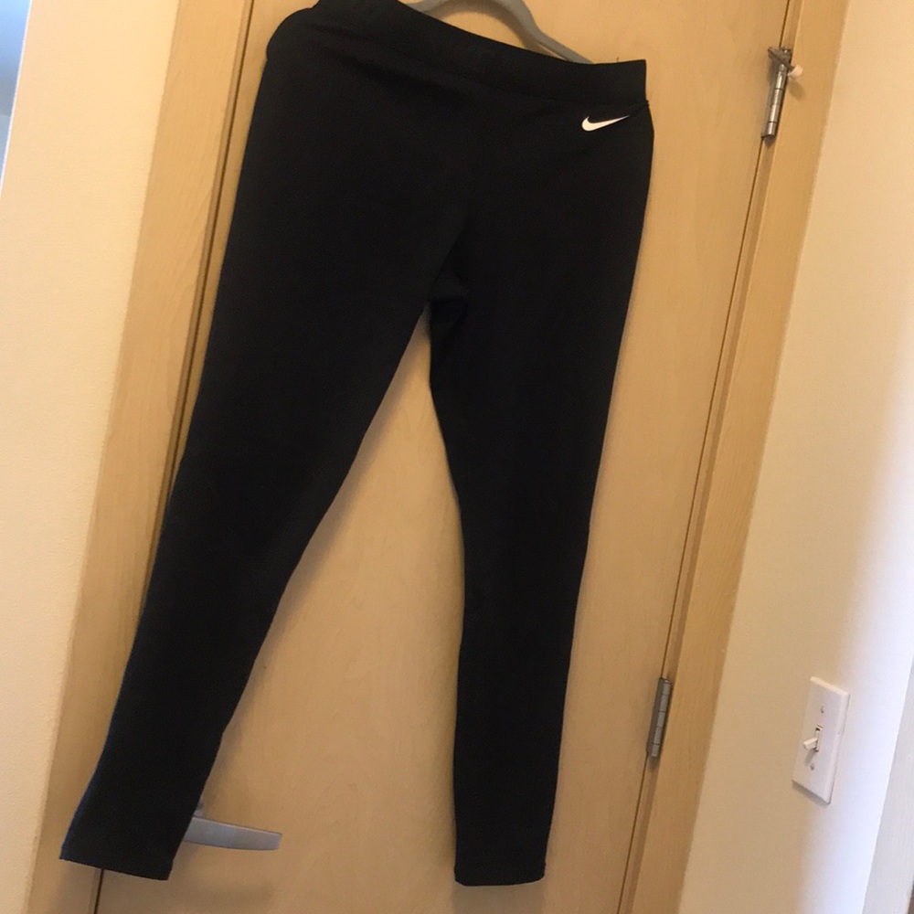 Lightly worn Nike Dri-fit fleece lined leggings